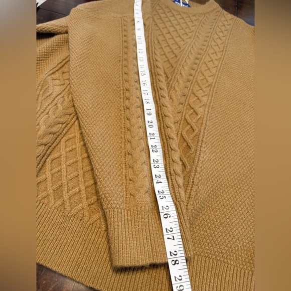 NWT Aelfric Eden Men’s Oversized Chunky Brown Cable Knit Fisherman Sweater Sz L - Picture 10 of 10